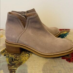 Seychelles Suede “Out of Here”
Ankle Boots Size 7.5